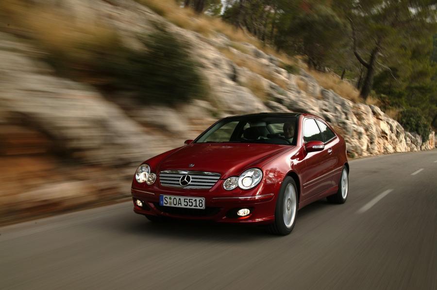  Mercedes-Benz C-Class Sportcoupe 2002 года  (фото 40 из 44)